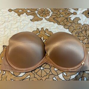 Victoria’s Secret Strapless Bra